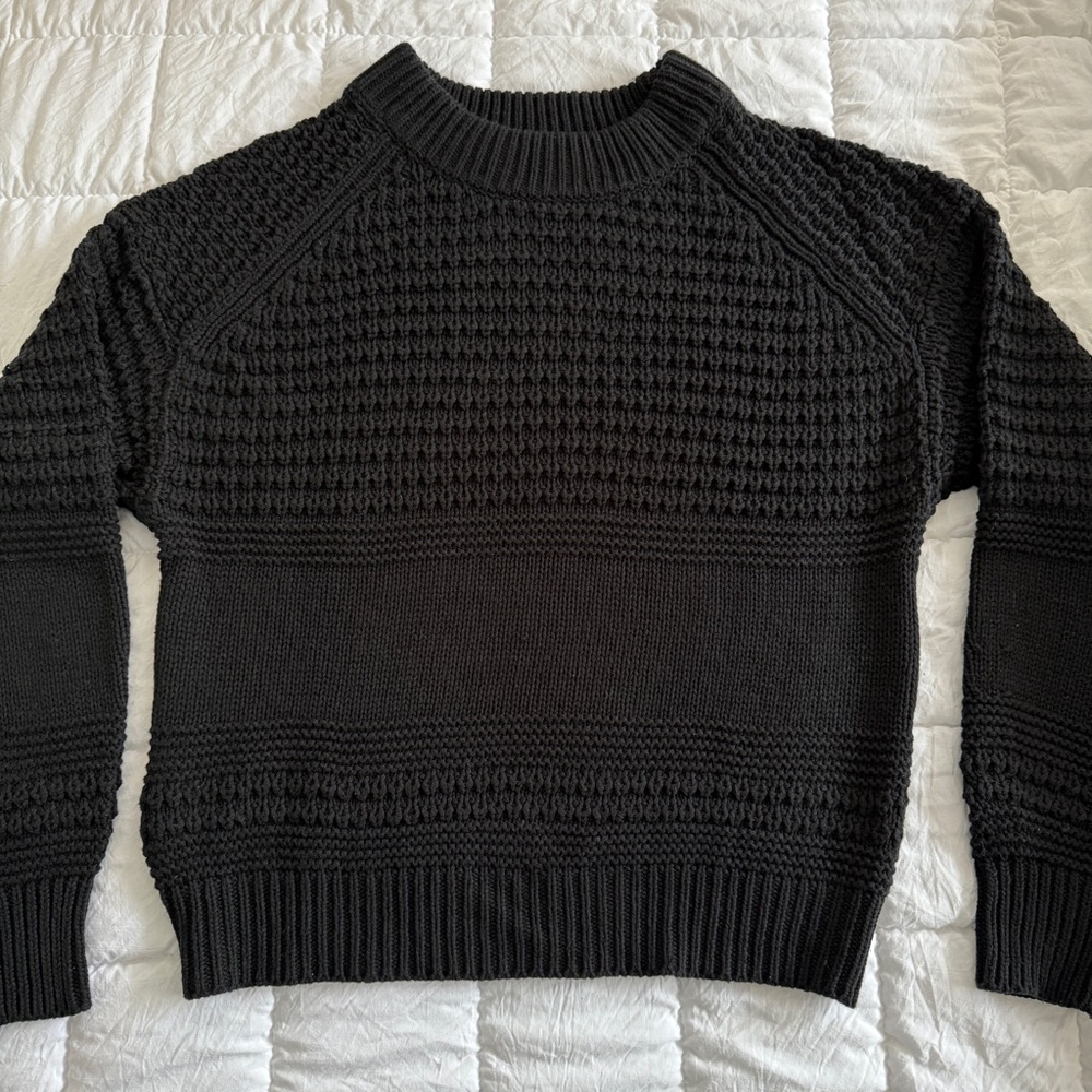 {Universal Thread} Black Textured Crew Neck Sweater Relaxed Fit | S